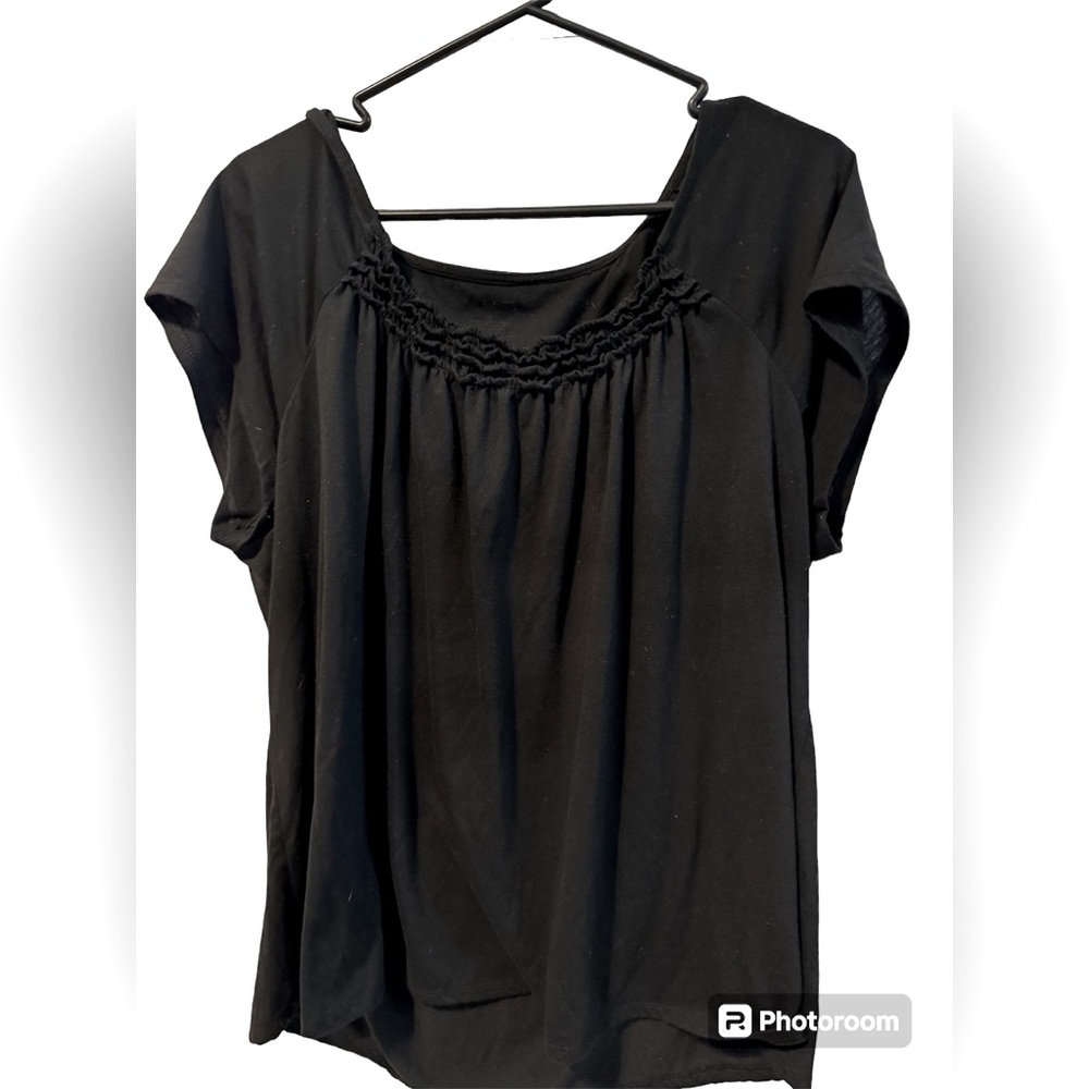 Access black short sleeved short women’s xl